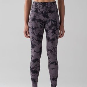 Graphite Tie Dye Lululemon Wunder Unders Size 4